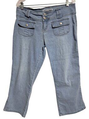 Younique Jeans Cropped Denim Pants Womens Size 13 Light Blue Cotton Blend